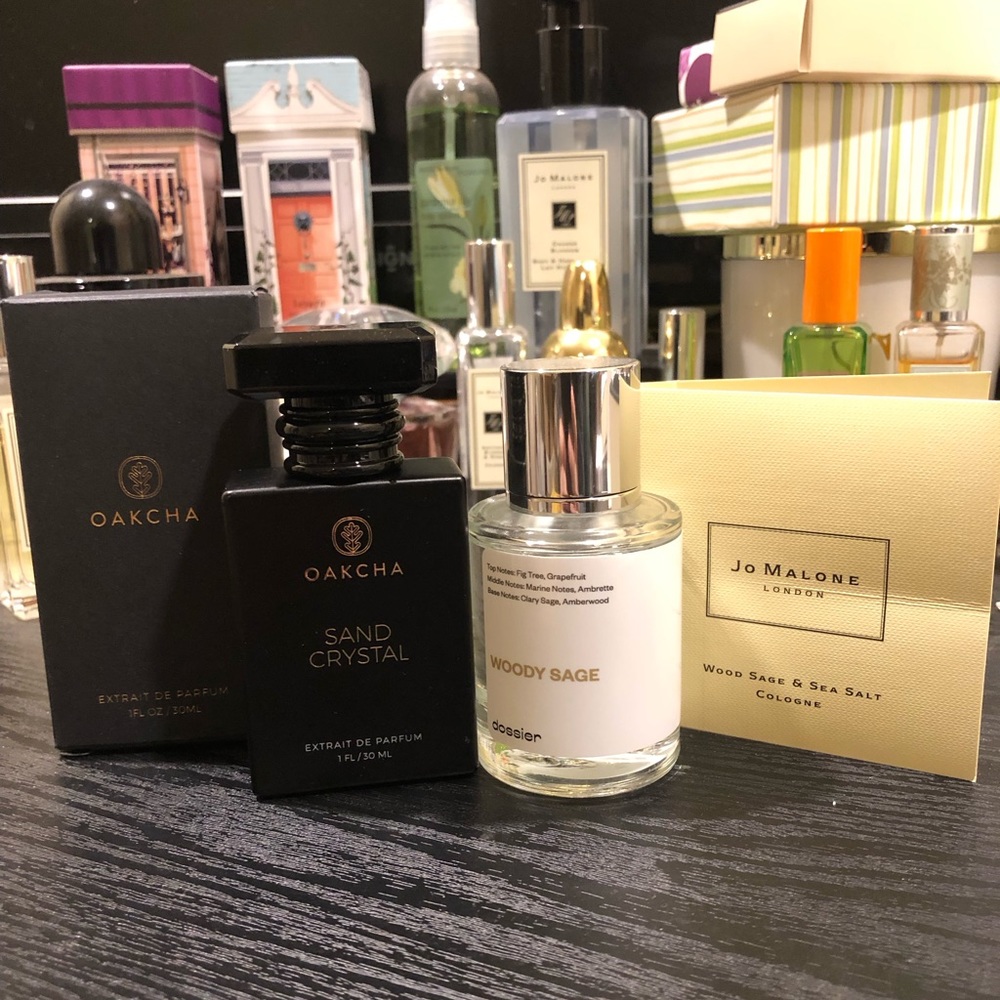 BOTH Oakcha Sand Crystal and Dossier Woody Sage